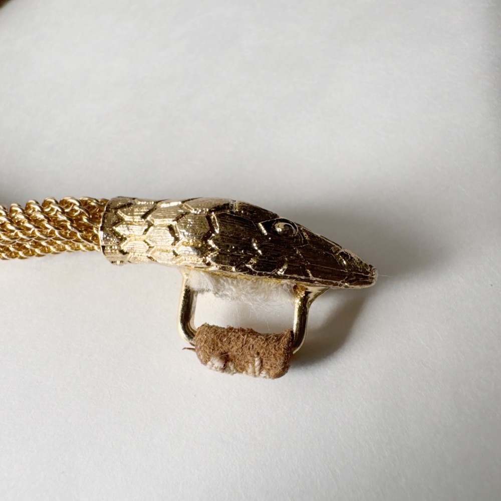Vintage Gold Mesh Serpentine Belt Accessory - Picture 3 of 3